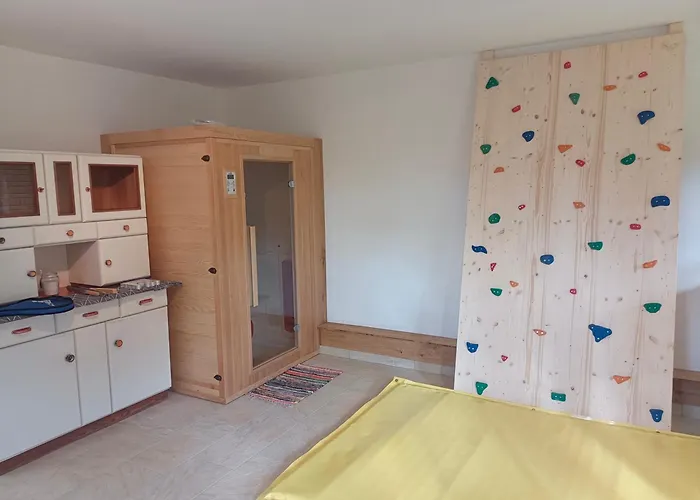 Leni * سخلادميخ